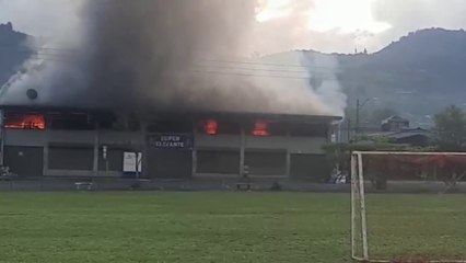 ext-incendio-bodegas-271122