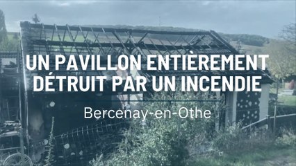 Un pavillon entièrement détruit par un incendie