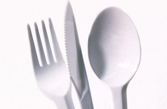 Eating with your hands improves the taste of food!