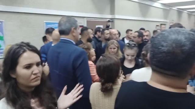 Türk Tabipleri Birliği Başkanı Şebnem Korur Fincancı, terör örgütü propagandası suçundan sevk edildiği mahkemece tutuklandı.