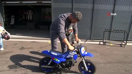 3 yaşındaki Zayn'ın yaptığı şovlar hayran bırakıyor