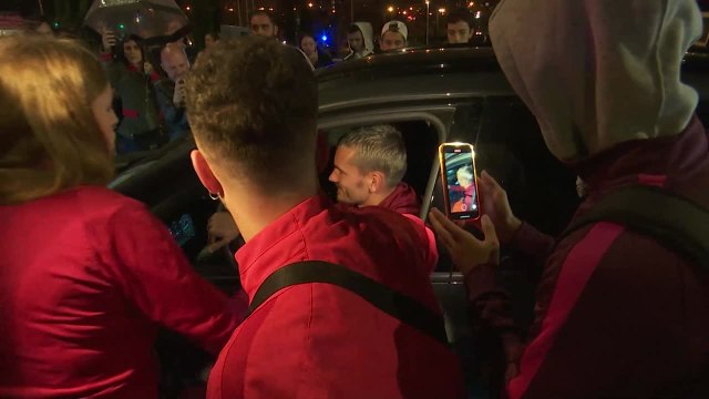 ATLÉTICO DE MADRID| GRIEZMANN y CARRASCO se pararon: el GESTO de SAVIC con un AFICIONADO al pedirle una FOTO | Diario AS