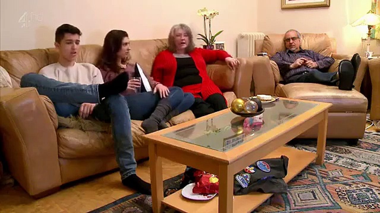Gogglebox - Se1 - Ep02 HD Watch HD Deutsch
