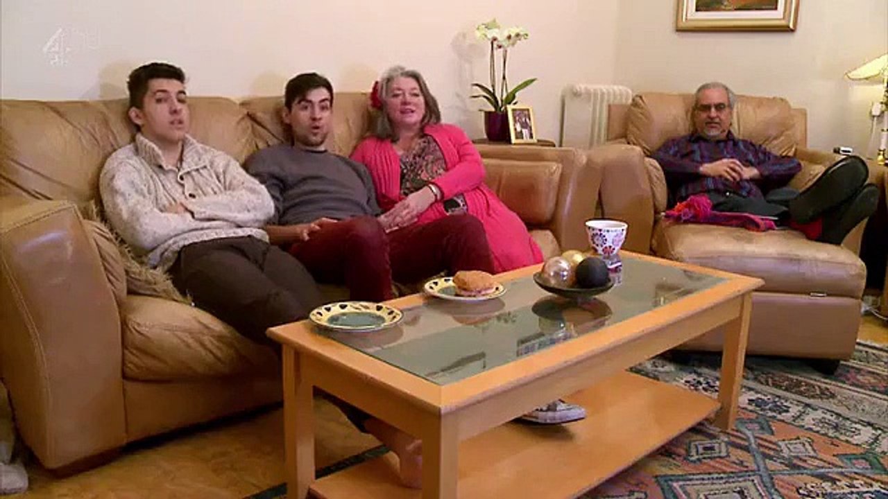 Gogglebox - Se1 - Ep03 HD Watch HD Deutsch