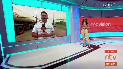 Cientos de vehículos y transportistas varados en punto de cerco a Santa Cruz.