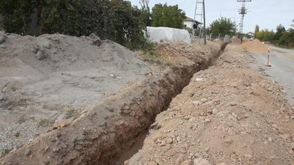 Malatya Samanköy Sakinleri, Doğal Gaz Hizmetinin Kendilerine Ulaştırılmadığından Şikayetçi: "Geçen Sene Söz Verdiler.