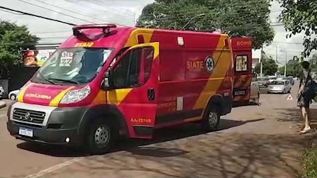 Homem sofre contusão na cervical após forte colisão de trânsito no Centro