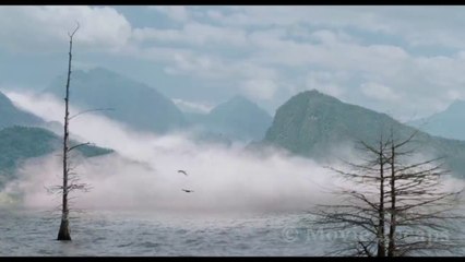 Thick Mist Unleashes Bloodthirsty Creatures And Puts Humanity Under Test