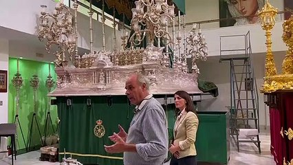 Macarena Olona reaparece en Málaga para presentar su proyecto político en una cofradía