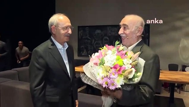 Kemal Kılıçdaroğlu, 'Zengin Mutfağı' isimli tiyatro oyununu izledi
