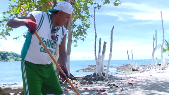 Don Adonai recuperó de la perdición, la playa Acapulco qn'Don Adonai recuperó de la perdición, la playa Acapulco-271022