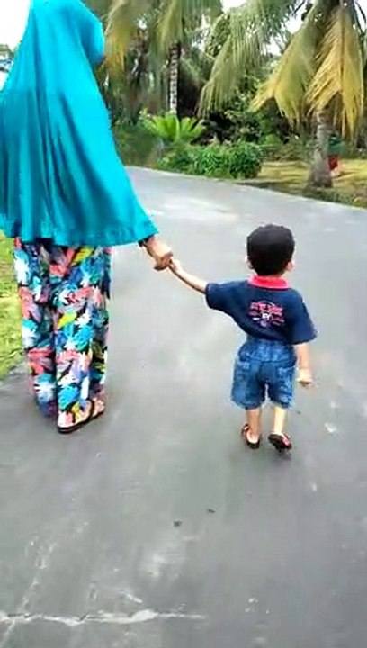 Jalana bersama mbah dulu gays