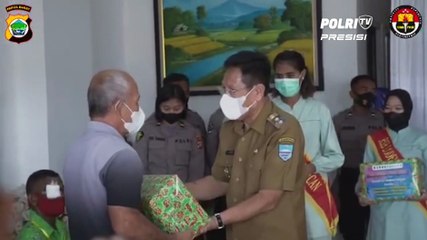 Polda Papua Barat Melaksanakan Operasi Katarak Gratis