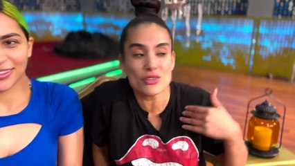 'Es Show' derrocha sensualidad en su perfomance del 'Especial de Jalogüin'