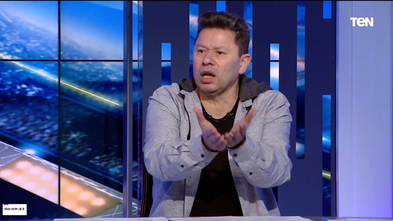 " ما تقوم تروح بقى يا إسلام".. بفيديو قديم إسلام صادق ينتقد أداء رضا عبدالعال في الملعب 