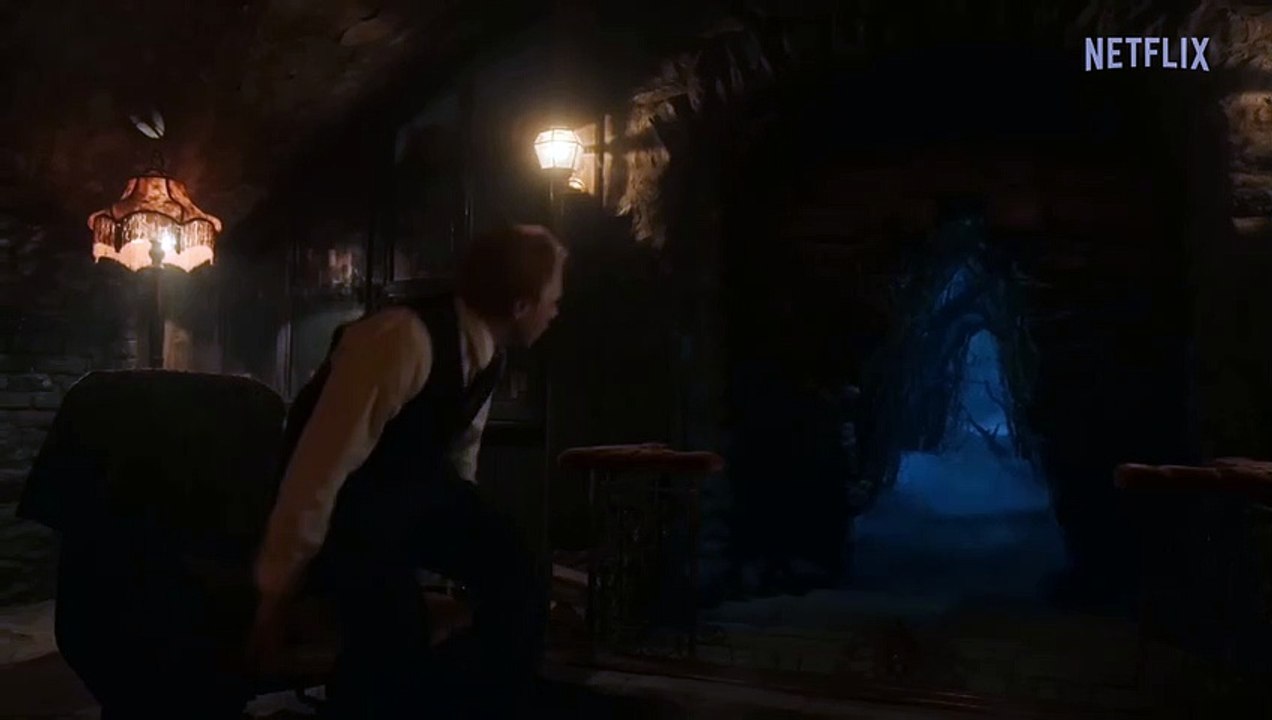 Guillermo del Toro's Cabinet of Curiosities 'Dreams in the Witch House' Trailer OV