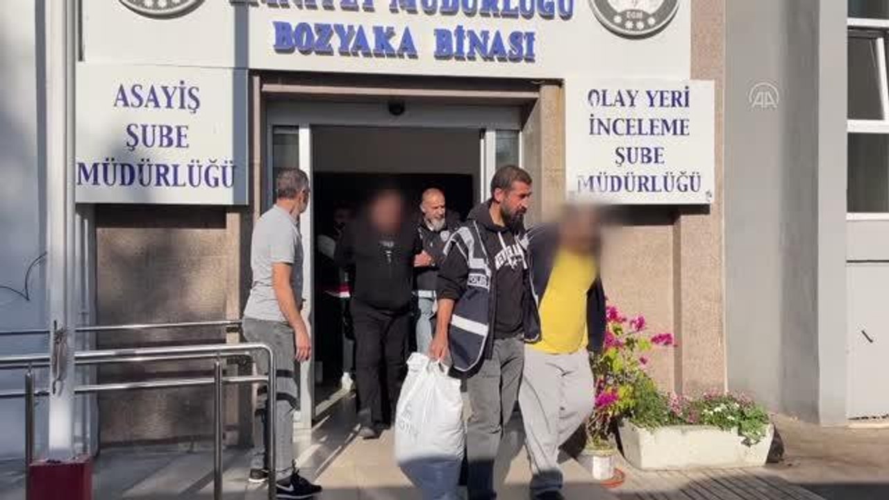 Çağrı merkezleri üzerinden yurt dışında arayarak dolandırdığı öne sürülen şüpheliler adliyede