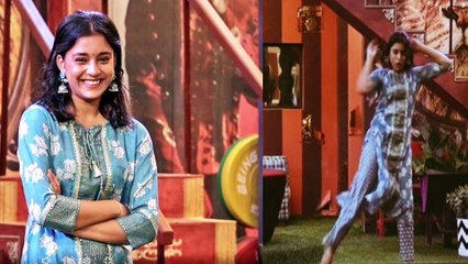 'Bigg Boss 16': Salman Khan calls Sumbul Touqeer a 'tag along'