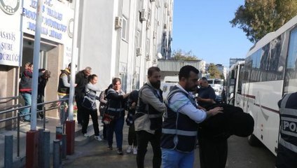 ÇAĞRI MERKEZİ KURUP, ALMANYA VE İSVİÇRE'DEKİ YAŞLILARI DOLANDIRAN 30 ŞÜPHELİ ADLİYEDE