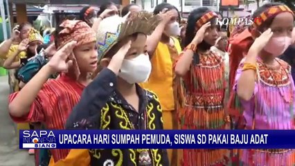 Descargar video: Peringati Hari Sumpah Pemuda, Siswa SD di Balikpapan Upacara dengan Mengenakan Pakaian Adat!