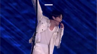 [D2P3] LYSY The Final DVD Jungkook 2nd DAY SOLO PERFORMANCE 'Epiphany'