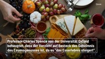 Essen mit den Händen verbessert den Geschmack von Lebensmitteln