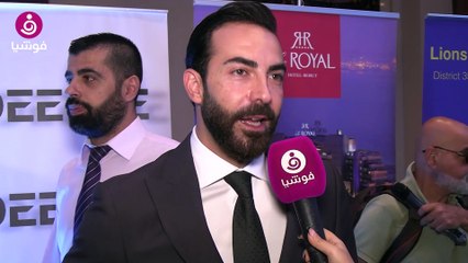 كارلوس عازار: قبلة الرجل لزوجته على رأسها في "ستيليتو" غير منطقية