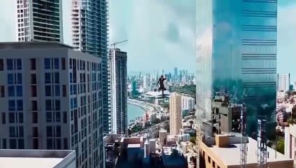 कृष ने हवाई जहाज को दुर्घटना होने से बचाया कहना _ Krrish 3 _ Krrish Become The Hero Of The CIty _(480P)