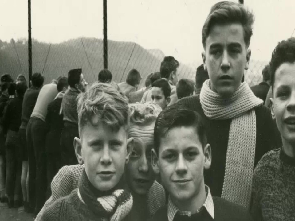 La bande-annonce du Cri du Paon, un des quatre documentaires de Bernard Gillain sur le petit séminaire de Floreffe