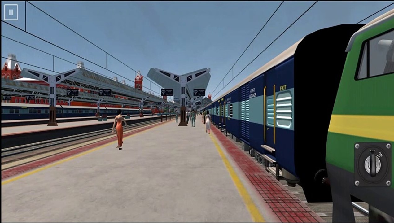 EMERGENCY CHAIN PULLING IN TRAIN
