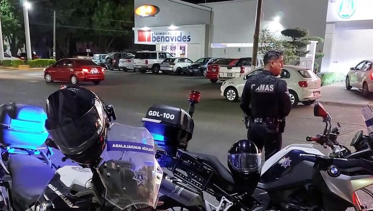 Detuvieron a dos sujetos con una pistola  en colonia Jardines del Nilo de Guadalajara