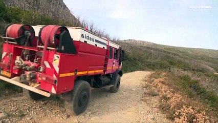 Feux de forêt : Emmanuel Macron annonce des moyens supplémentaires