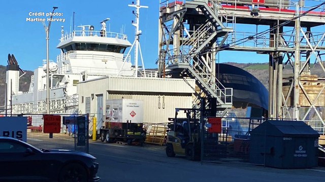 CH 28 Oct TOPO Bateau en panne Isle-aux-Coudres WEB