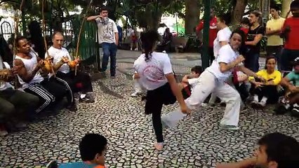 Capoeira tarian khas brazil
