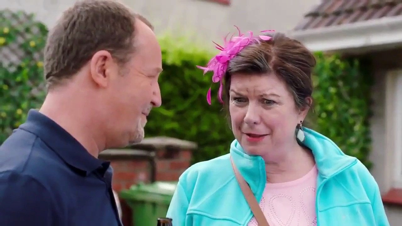 Two Doors Down - Se2 - Ep01 HD Watch HD Deutsch