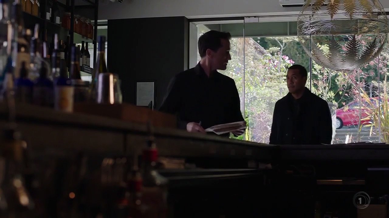 One Lane Bridge - Se1 - Ep03 HD Watch HD Deutsch