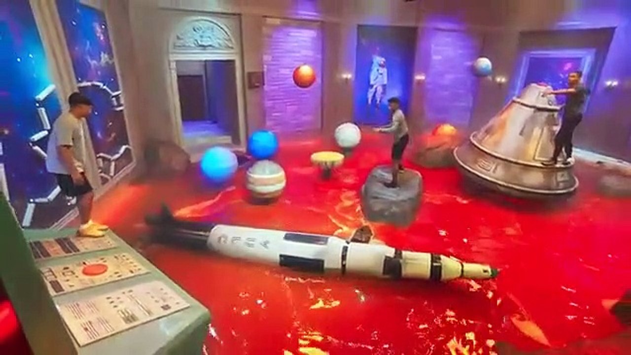 Floor Is Lava - Se1 - Ep03 HD Watch HD Deutsch