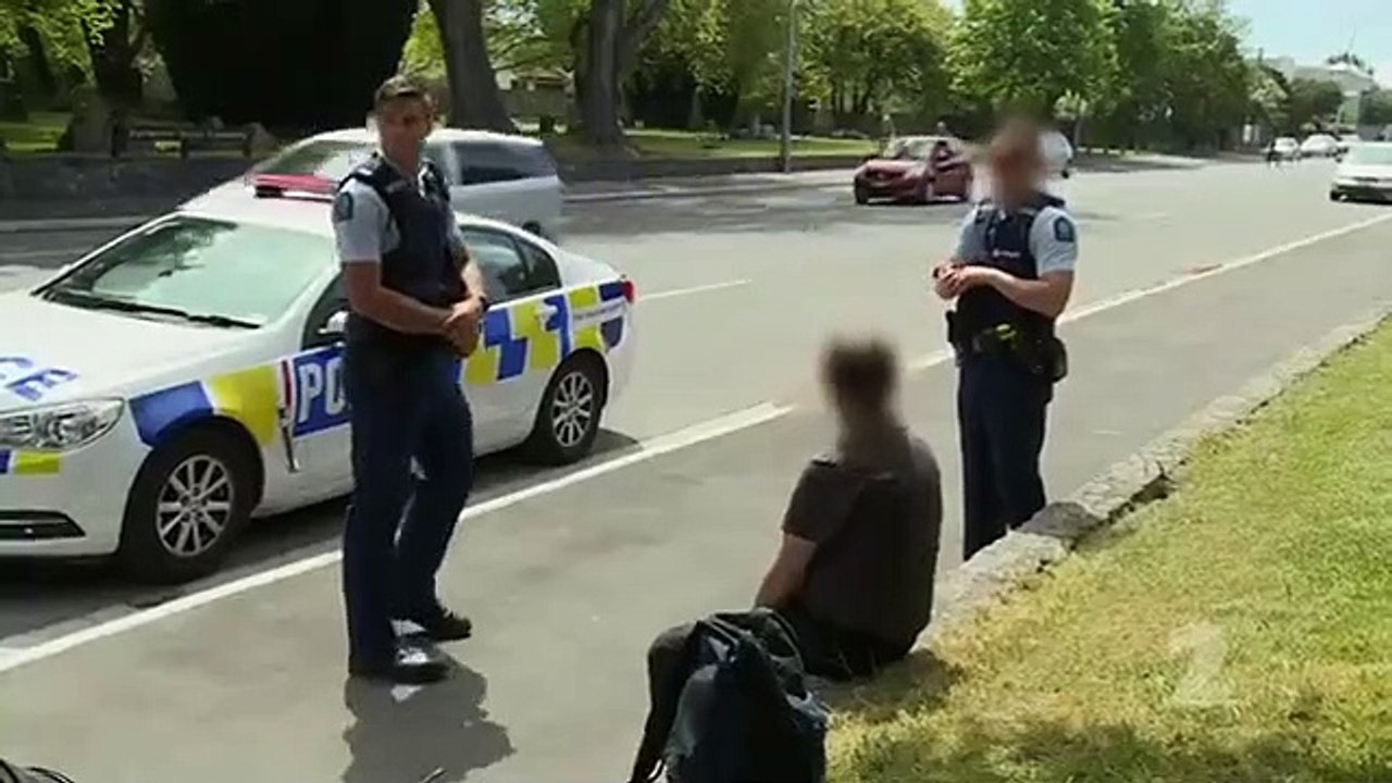 Police Ten 7 - Se23 - Ep04 HD Watch HD Deutsch