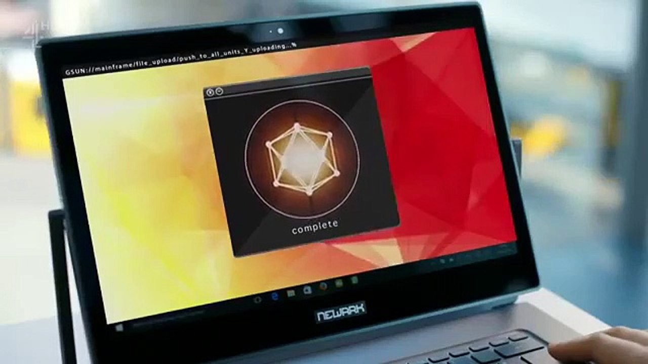 Humans - Se2 - Ep01 HD Watch HD Deutsch