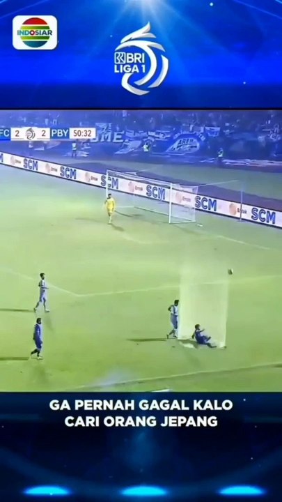 Persibaya vs Arema