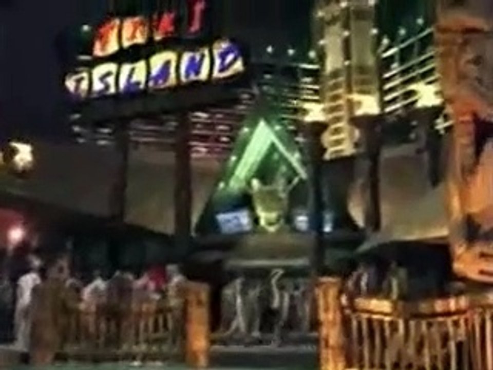 Cyclone, catégorie 6 : Le Choc des tempêtes Bande-annonce (EN)