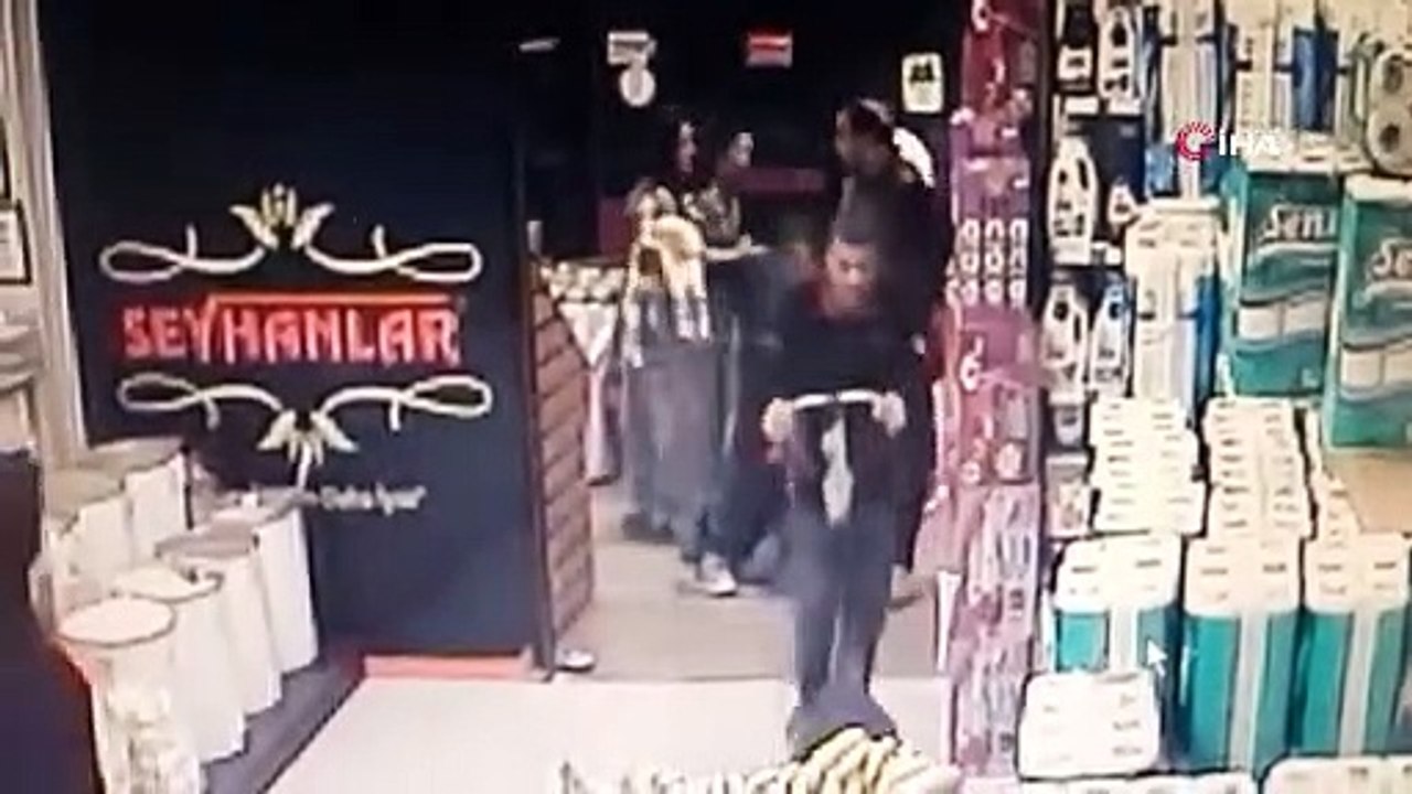 Maltepe’de düğünde husumetli iki aile arasında bıçaklı, silahlı kavga: 1'i ağır 5 yaralı