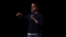 Luca Ravenna rivoluziona la stand-up comedy italiana
