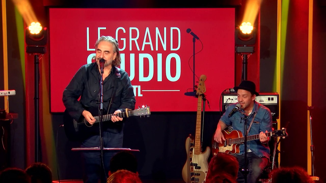 Stephan Eicher interprète " Pas d'ami (comme toi) '' dans le Grand Studio RTL