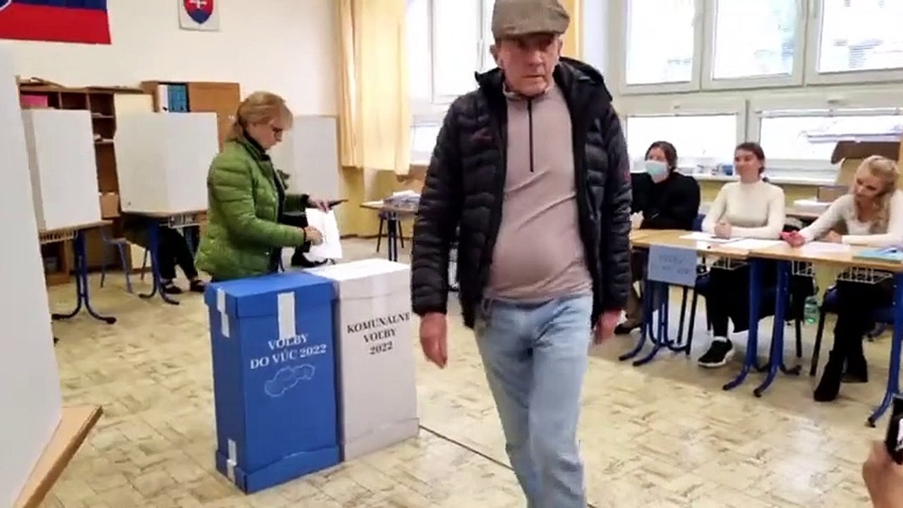 ZÁZNAM: Predseda NR SR Kollár už odvolil, na hlasovanie vyzval všetkých ľudí