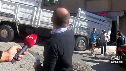 Kayan kamyon iş yerine girdi