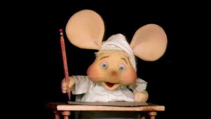 Topo Gigio - Topo Writes Letter To Santa (Live On The Ed Sullivan Show, December 17, 1967)