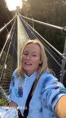 Estelle Lefébure en vacances à la montagne. Octobre 2022.