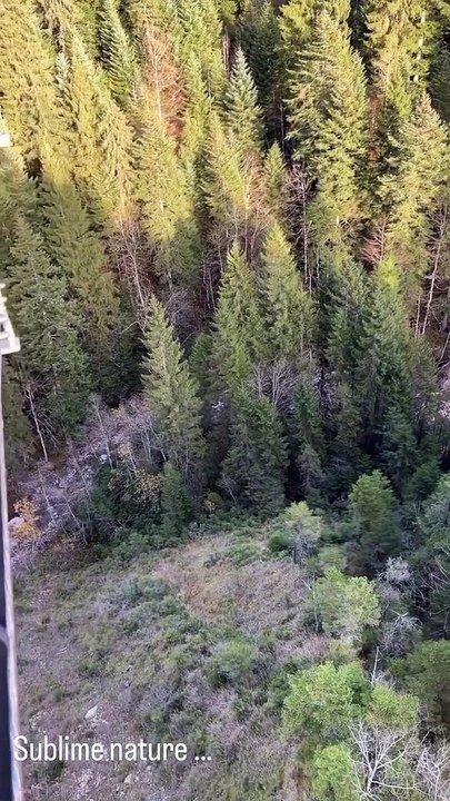 Estelle Lefébure en vacances à la montagne. Octobre 2022.