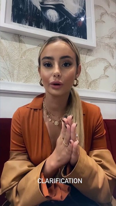 Les Cinquante : une candidate trompée voit son mec embrasser une autre dans l'épisode, elle réagit. "On est censées être solidaires et pas galoche les mecs des autres" !